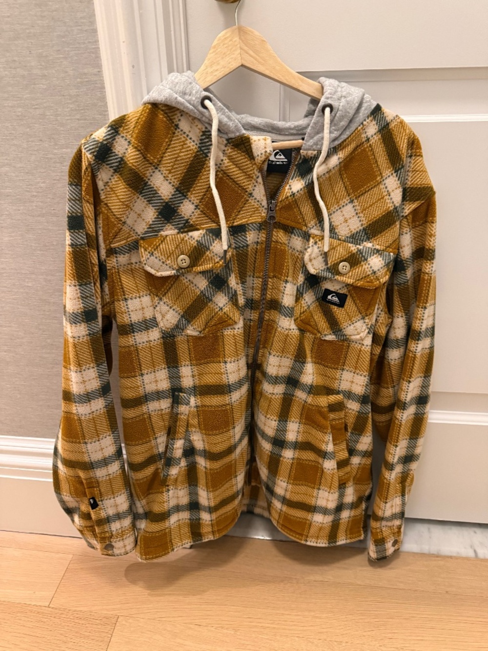 Mens Quicksilver heavy zip flannel with attached hood size Medium